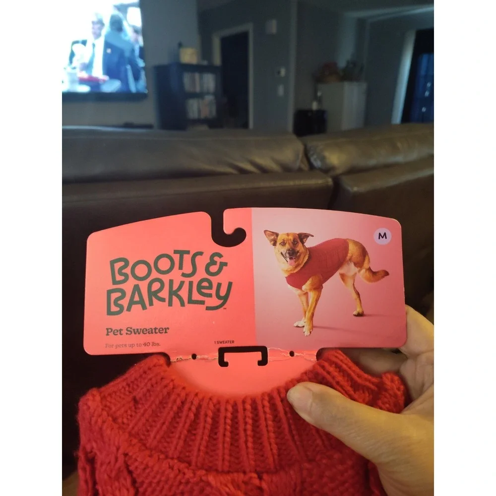 Boots & Barkley Size Medium (up to 40lbs) Red Cable knit Pet Sweater